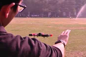 Apple Watch pilota un drone